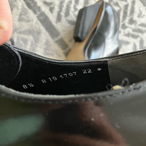 Robert Clergerie Black coated leather tapered toe lace up with geometric heel - Picture 3 of 14